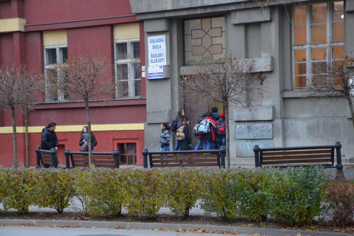 Ilustračný obrázok k článku Školy sa opäť otvoria: Učitelia o 18.00 prerušia štrajk