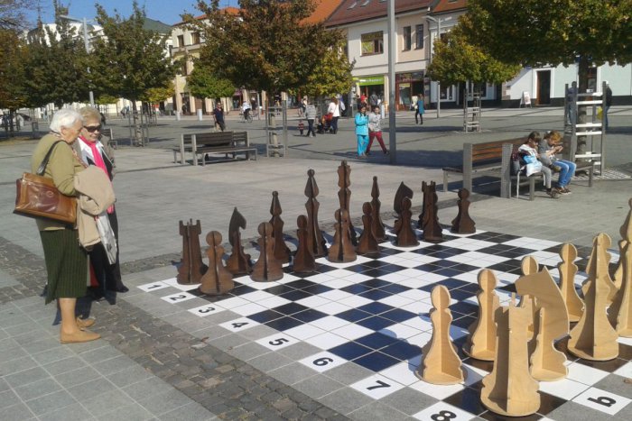 Ilustračný obrázok k článku Vo Zvolene sa schyľuje k zaujímavosti: Šachový veľmajster si to rozdá s náčelníkom polície