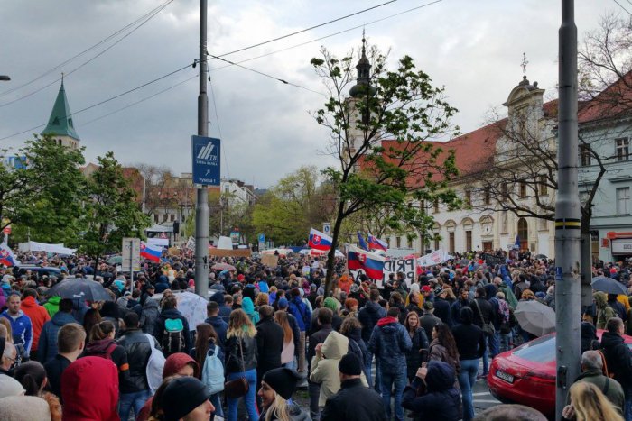 Ilustračný obrázok k článku Slováci ohlásili pokračovanie protikorupčného protestu: Konať sa bude aj v Prahe