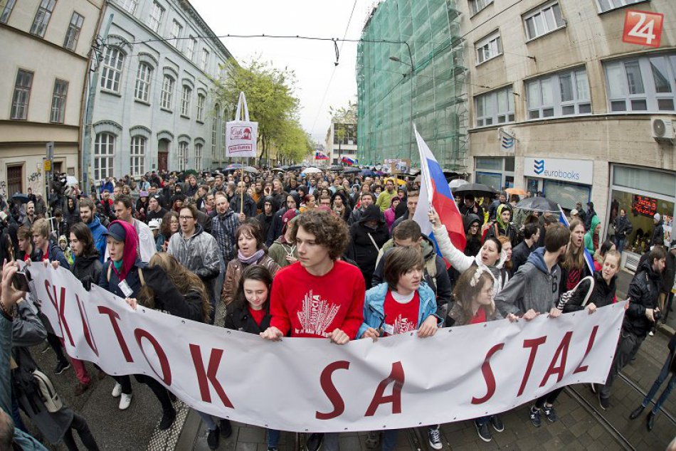Ilustračný obrázok k článku SVET O SLOVENSKU: Mladí, naivní a odhodlaní zatočiť s oligarchmi