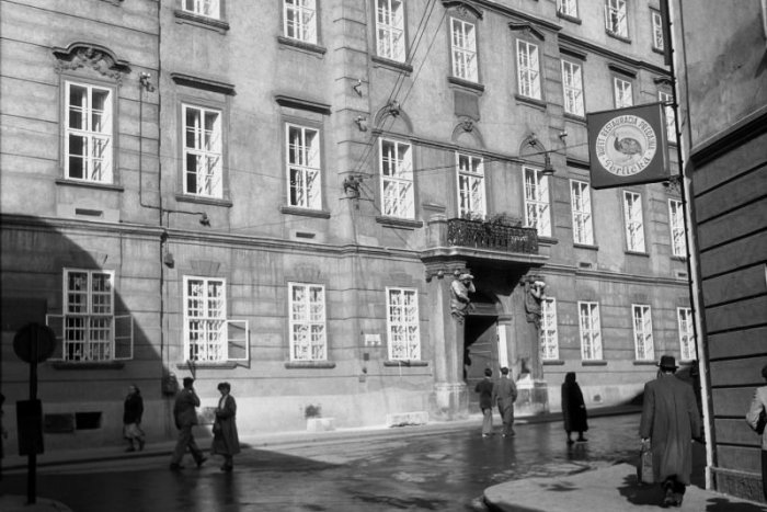 Ilustračný obrázok k článku Bratislavské NAJ: Univerzitná knižnica slúži múdrym hlavám už takmer sto rokov