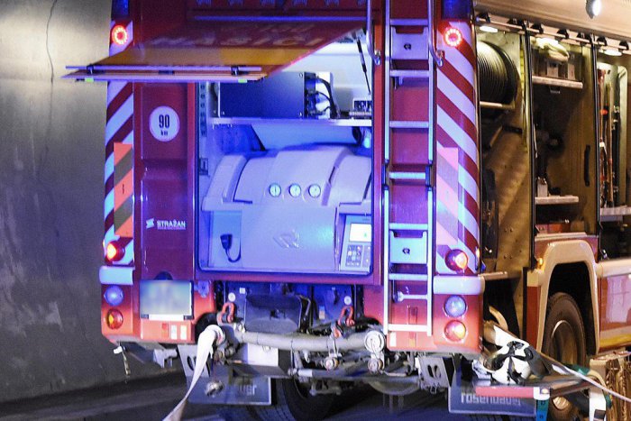 Ilustračný obrázok k článku V tuneli Branisko došlo k nehode 3 áut: Dve osoby sa ťažko zranili