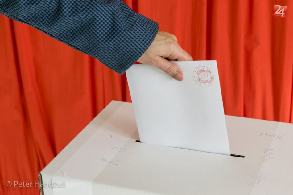 Ilustračný obrázok k článku Čakajú nás komunálne voľby: Primátorov a starostov budeme voliť 3. alebo 10. novembra
