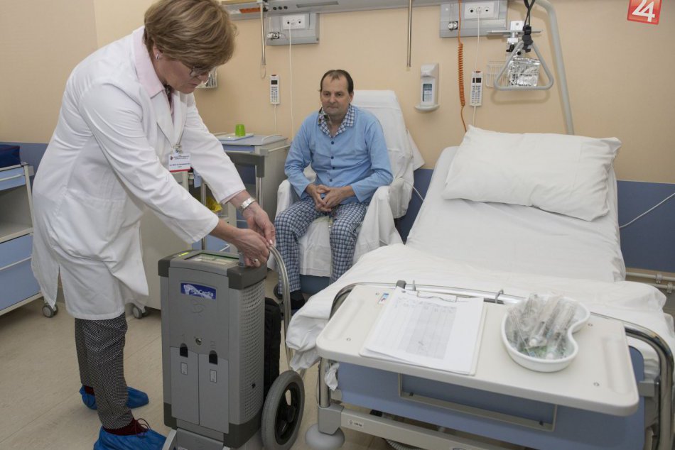 Ilustračný obrázok k článku Veľký úspech: Slovensko má prvého pacienta s implantovaným umelým srdcom