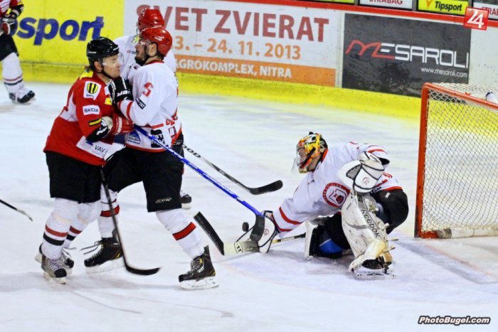 Ilustračný obrázok k článku Hokejisti Nitry bojujú v play-off druhej ligy: Na ľade súpera víťazne, čaká ich domáce dvojkolo!