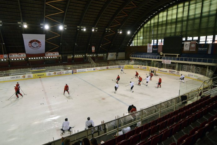 Ilustračný obrázok k článku Bystrickí hokejoví juniori v bojoch o bronz: ROZPIS zápasov proti Žiline, v ktorých sa rozhodne