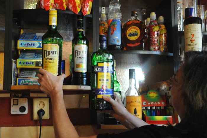 Ilustračný obrázok k článku Slováci a alkohol: V krajine pod Tatrami sa pije menej ako kedysi