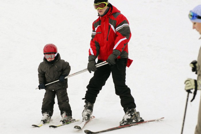 Ilustračný obrázok k článku Skipark Chlmec otvoril svoje brány: V plánoch aj ples na lyžiach, retro či valentínska lyžovačka