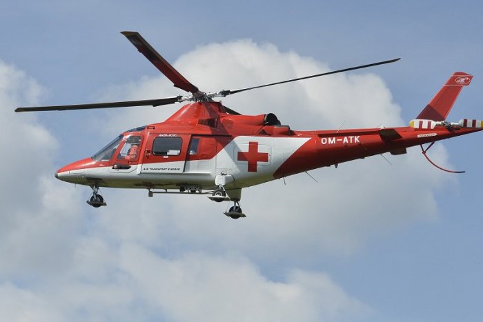 Ilustračný obrázok k článku Blesk trafil dvojicu turistov: Do Tatier letel vrtuľník
