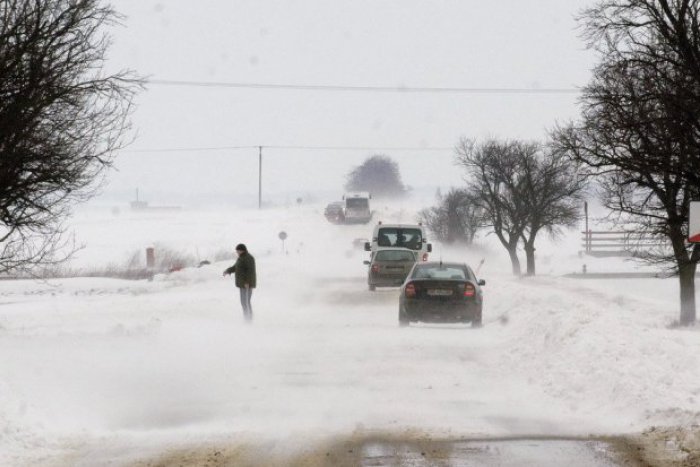 Ilustračný obrázok k článku V Ždiari vyhlásili mimoriadnu situáciu: Problémy robia sneh aj vietor