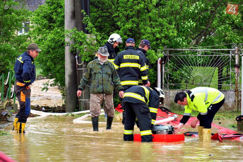 Ilustračný obrázok k článku Nepriaznivé počasie sužuje Slovensko: Na východe varujú pred povodňami