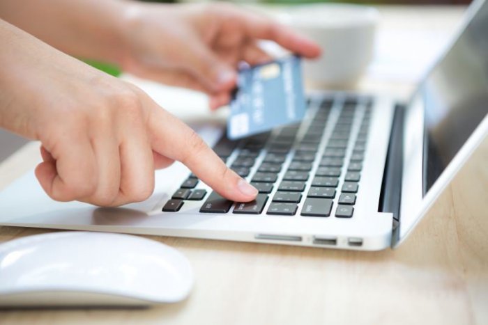 Ilustračný obrázok k článku RADÍME: Nebojte sa nákupov cez internet, svoju platbu môžete získať späť
