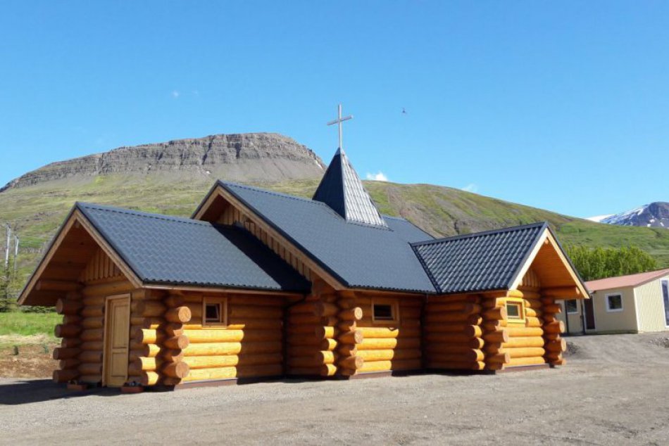 Ilustračný obrázok k článku SVET O SLOVENSKU: Darovali sme katolícky kostol luteránskemu Islandu…