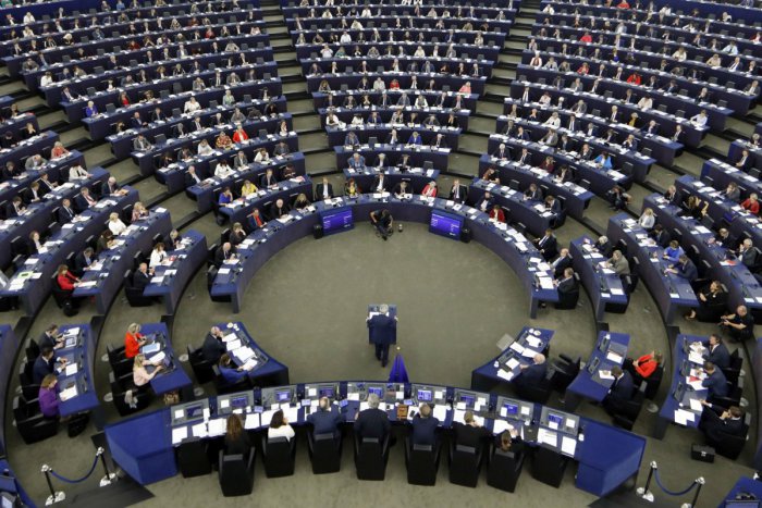 Ilustračný obrázok k článku Zasadnutie Európskeho parlamentu v Bystrici? Do kože politikov sa vžijú študenti