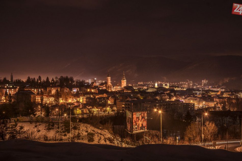 Ilustračný obrázok k článku FOTO: Očarujúce zábery nočnej Bystrice. Bohuš ju zachytil vskutku úchvatne