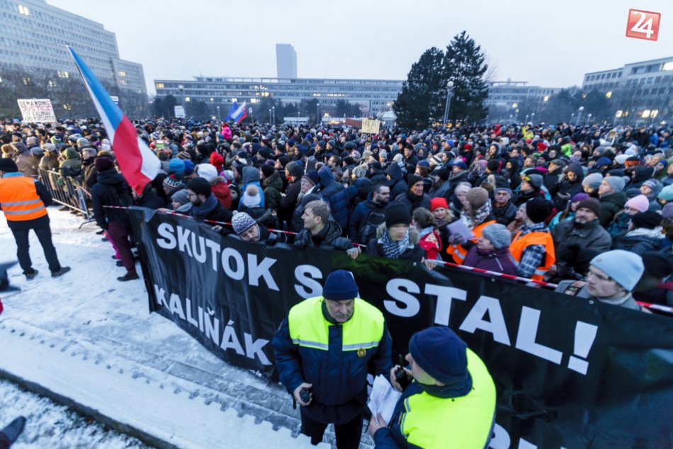 Ilustračný obrázok k článku Slovensko na nohách: V piatok sa chystajú desiatky zhromaždení po celej krajine