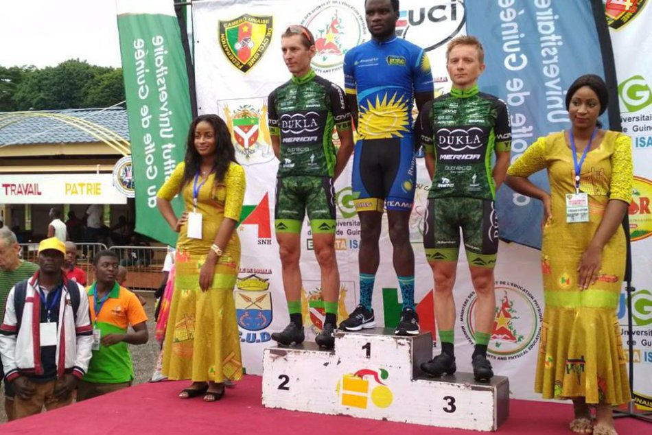 Ilustračný obrázok k článku FOTO: Cyklisti bystrickej Dukly zahviezdili v Kamerune. V TOP 10 obsadili až 3 miesta