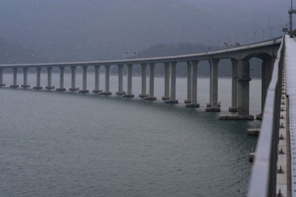 Ilustračný obrázok k článku KURIOZITA DŇA: Už o pár dní otvoria najdlhší most na svete
