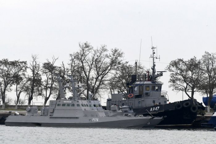 Ilustračný obrázok k článku Krymský súd rozhodol: Do väzby vzal aj trojicu zranených ukrajinských námorníkov
