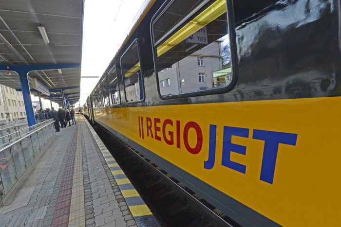 Ilustračný obrázok k článku Ako sa dostať do Česka? Žlté vlaky a železnice už oznámili termín, kedy plánujú vyštartovať