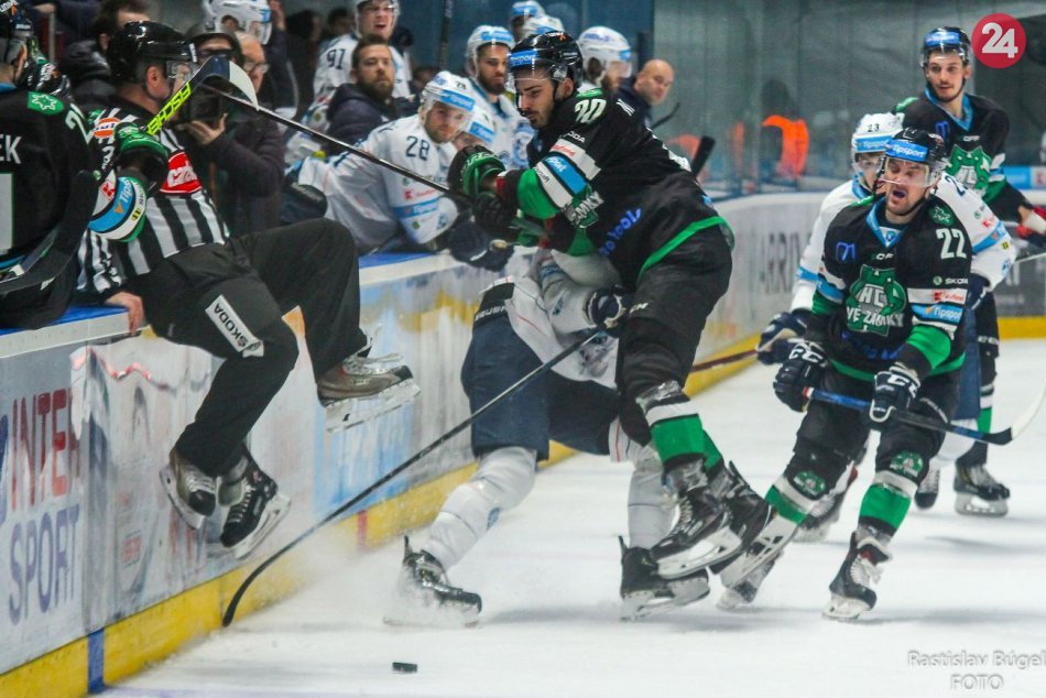 Ilustračný obrázok k článku Hokejový konflikt v Zámkoch: Štyria hráči podali návrh na vyhlásenie konkurzu na klub