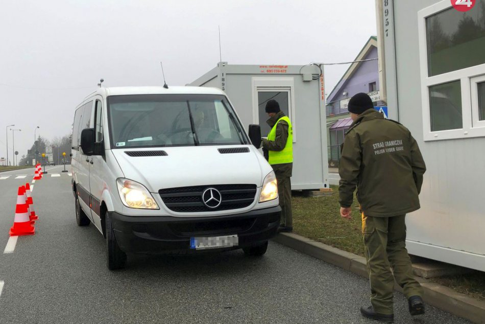Ilustračný obrázok k článku Pri ceste do Poľska sa možno zdržíte: Dočasne obnovia hraničné kontroly