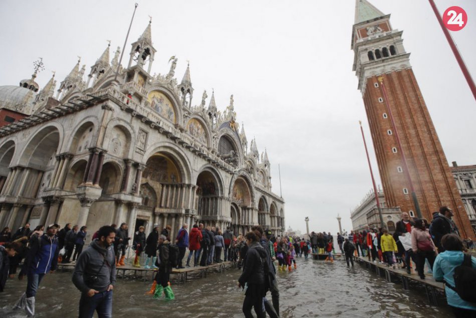 Ilustračný obrázok k článku Benátky schválili vstupné do mesta: Ročne ich navštívi 30 miliónov ľudí