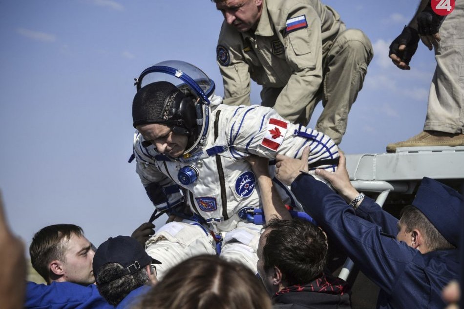 Ilustračný obrázok k článku Pol roka vo vesmíre: Trojica astronautov sa úspešne vrátila z ISS, FOTO