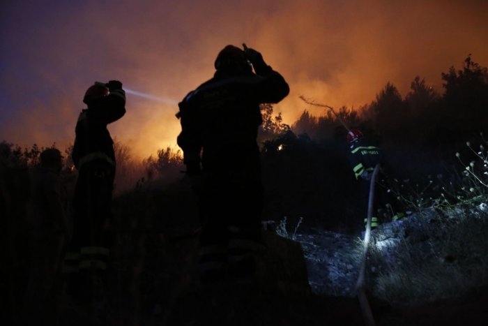 Ilustračný obrázok k článku Chorvátsky ostrov zachvátili plamene: Evakuovali približne 10-tisíc ľudí