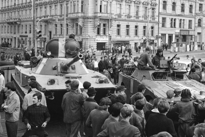 Ilustračný obrázok k článku RANNÁ ŠTVORKA: Pripomíname si 51 rokov od vpádu vojsk Varšavskej zmluvy na naše územie