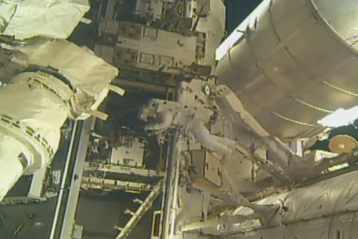 Ilustračný obrázok k článku Astronauti NASA vystúpili do kozmu: K ISS namontovali novú pristávaciu rampu