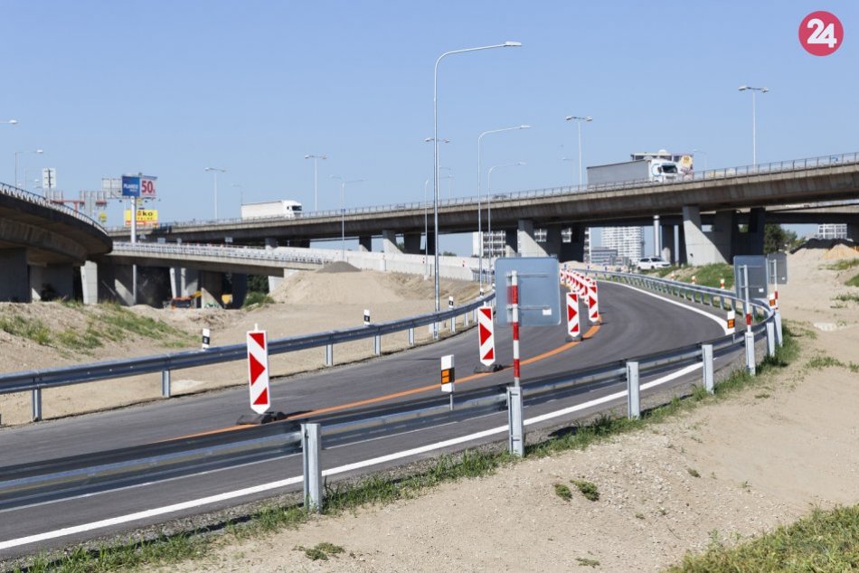 Ilustračný obrázok k článku Pre prestavbu križovatky Prievoz uzavrú výjazd od Slovnaftskej na D1
