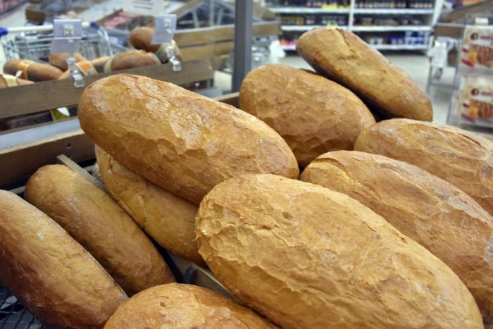 Ilustračný obrázok k článku ZLÁ správa: Chlieb a pečivo budú DRAHŠIE! Štát sa na pekárov "vykašľal", nemajú na výber