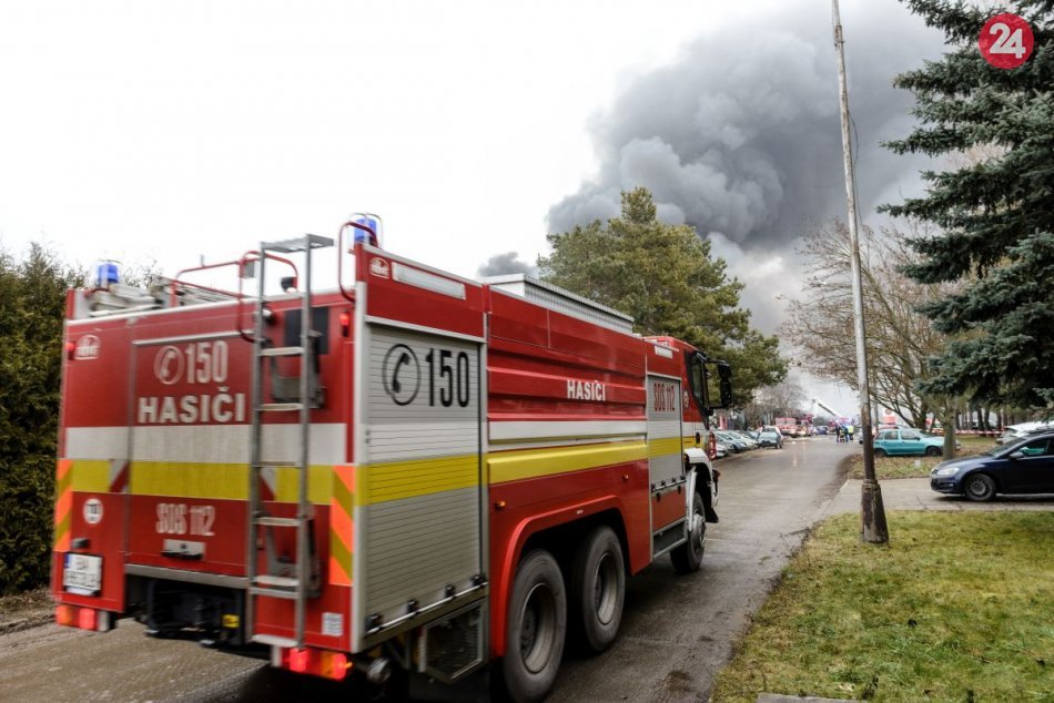 Ilustračný obrázok k článku Polícia uzavrela Dobšinský kopec: Dôvodom je hustý dym z požiaru