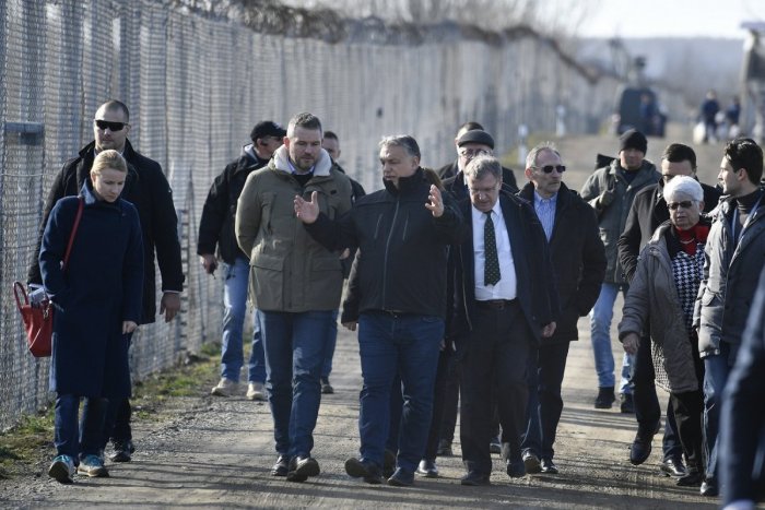 Ilustračný obrázok k článku Premiér Pellegrini potvrdil: Aj Slovensko ochráni južné hranice Maďarska, FOTO