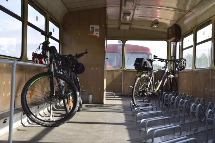 Ilustračný obrázok k článku Cesta vlakom vyjde cyklistov drahšie. Po novom potrebujete pre svoj bicykel aj miestenku