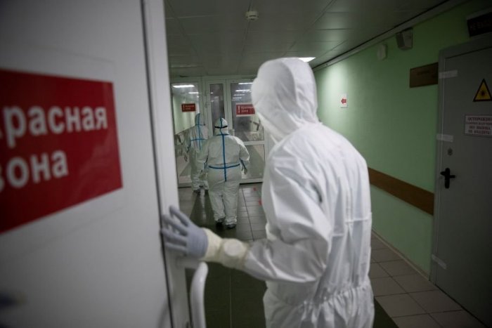 Ilustračný obrázok k článku Smutný rekord z Ruska: Zaznamenali najvyšší denný nárast počtu obetí koronavírusu