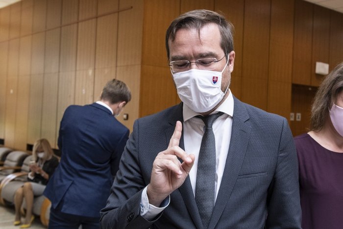 Ilustračný obrázok k článku Minister zdravotníctva Marek Krajčí má negatívny test na koronavírus