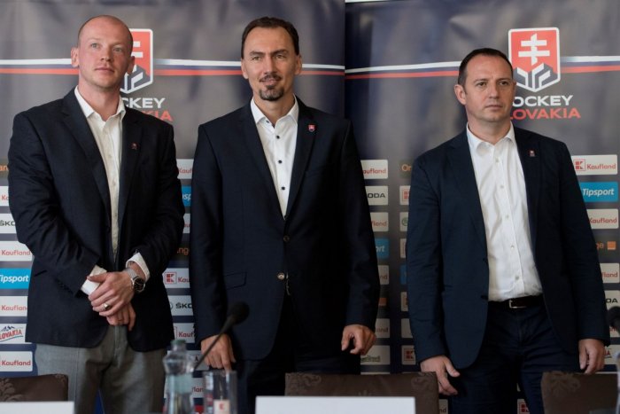 Ilustračný obrázok k článku Slovenskí hokejoví rozhodcovia sú pobúrení: Môže za to jeden z nových šéfov zväzu!