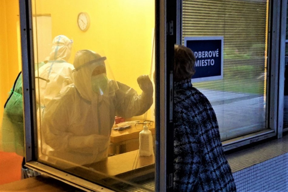Ilustračný obrázok k článku SVET O SLOVENSKU: Antigénové testy sú hitom v celej Európe! Sú však dobrovoľné