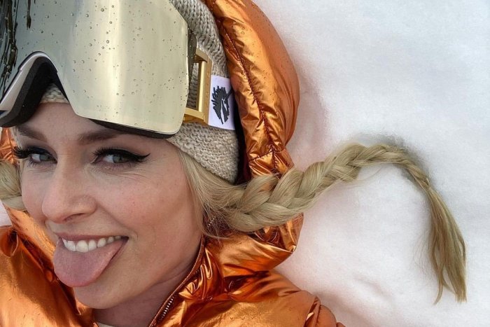 Ilustračný obrázok k článku Nádherná lyžiarka Vonnová znovu na svahu! GARDE jej robili huňatí miláčikovia! VIDEO