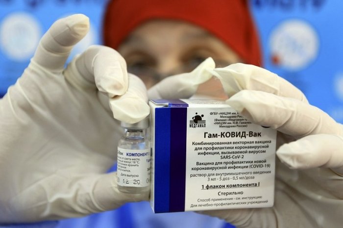 Očkovanie vakcínou Sputnik V sa na Slovensku čoskoro skončí