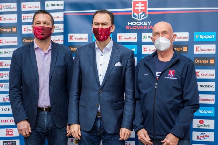 Ilustračný obrázok k článku Hokejistov Slovenska čaká príprava na šampionát v Rige: V tíme našli miesto LEGENDE!