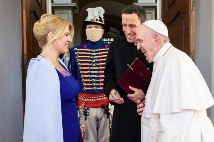 Ilustračný obrázok k článku Zuzana Čaputová pred Vianocami vyrazí do Vatikánu: Pozval ju pápež František