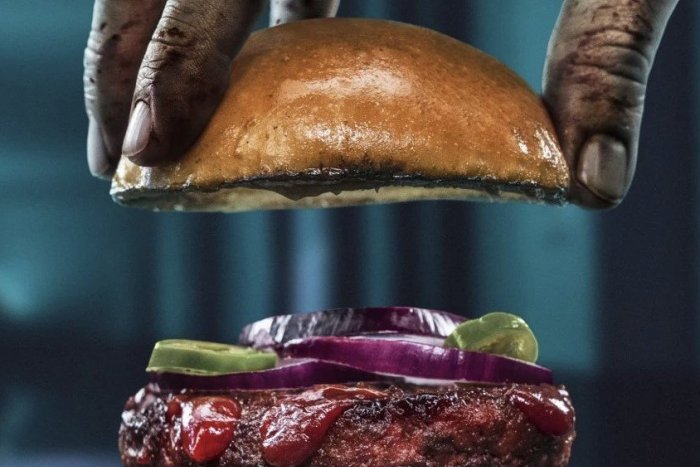 Ilustračný obrázok k článku Burger s príchuťou ĽUDSKÉHO MÄSA? Ľudí šokovala hororová reklama, odborníci sú ale nadšení