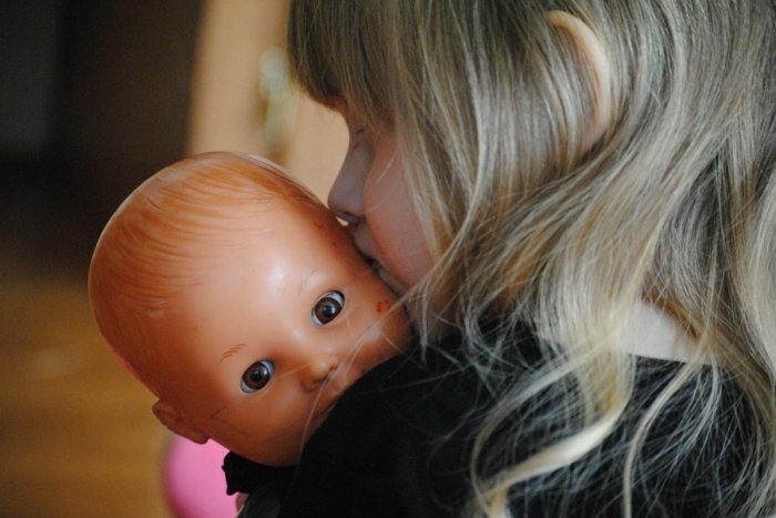 Ilustračný obrázok k článku Už žiadne dievčatá s bábikami! STOPKA pre reklamy na hračky, vraj podporujú stereotypy