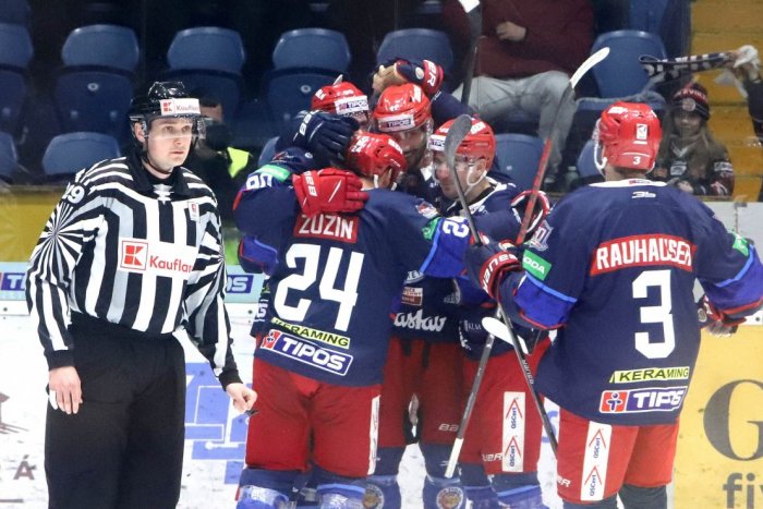Illustrative image for the article THE BATTLE for the hockey champion gets tangled up: Pišiaci hesitated with Zvolen on their ice