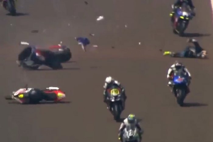 Ilustračný obrázok k článku HRÔZOSTRAŠNÉ zábery z pretekov motoriek: Zrážku dvoch jazdcov NEPREŽIL ani jeden, VIDEO