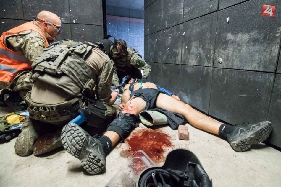 FOTO: Vo výcvikovom stredisku Lešť cvičili elitné protiteroristické jednotky