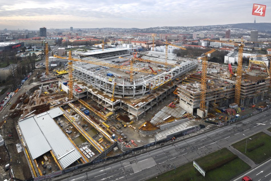 Výstavba Národného futbalového štadióna na Tehelnom poli (január 2018)